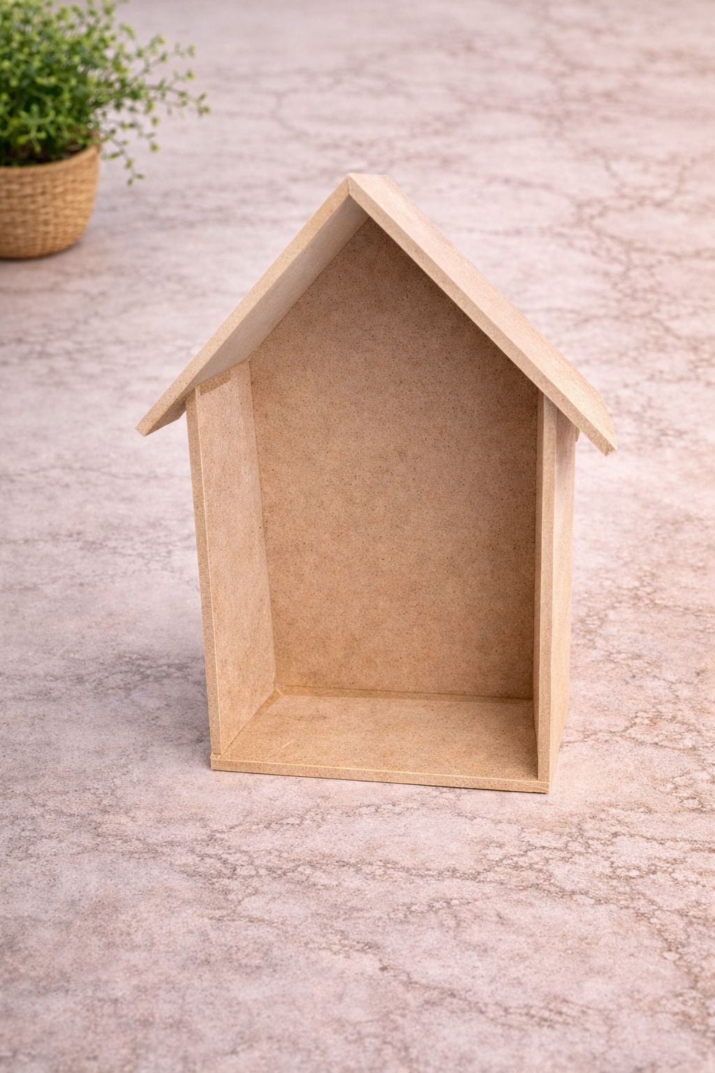 EV ŞEKLİNDE RAF ORTA BOY