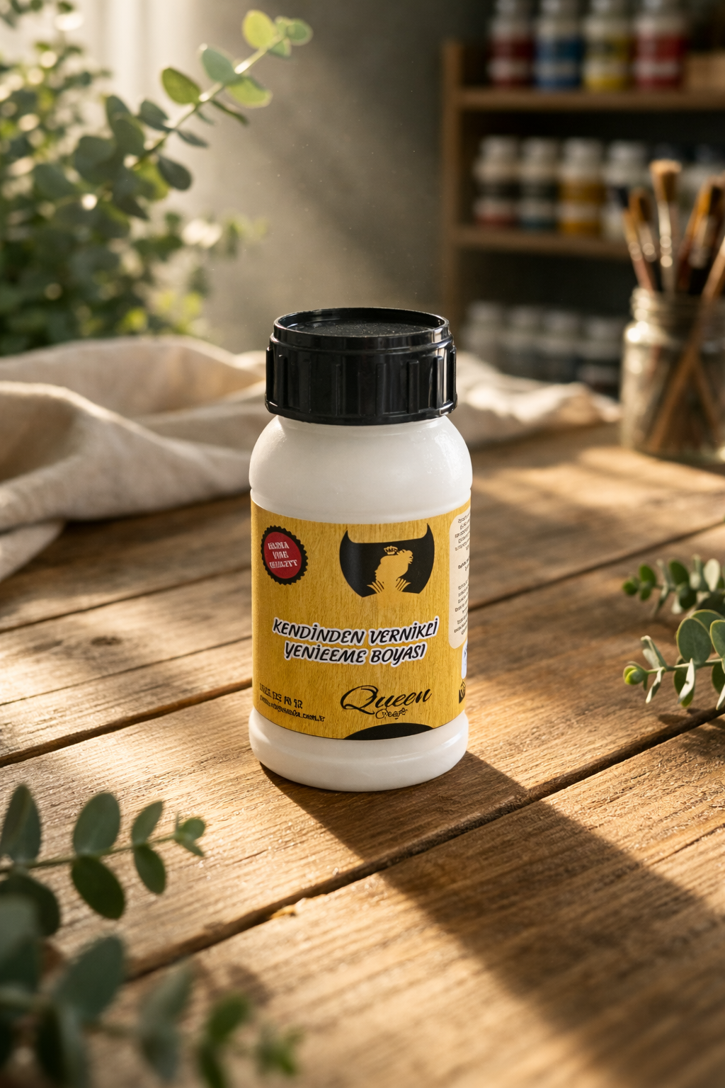 QUEEN CRAFT KENDİNDEN VERNİKLİ BOYA 260 ML-KIRIK BEYAZ